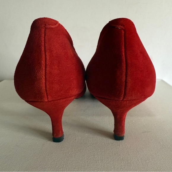 Le Chateau Red Suede Kitten Heel Pumps Women's Sz 10 - Picture 5 of 12